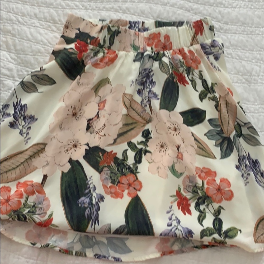 Show Me Your Mumu Skater Stretchy Skirt!!